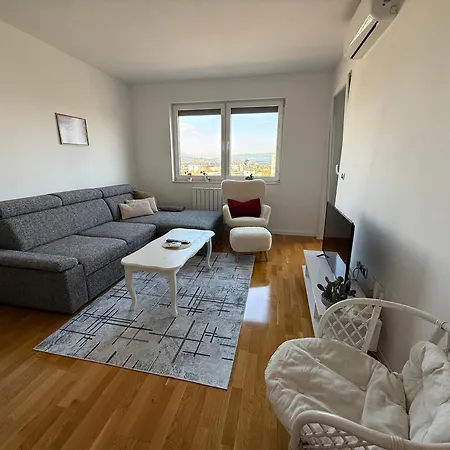 Apartment Bulevar